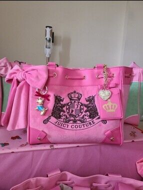 Juicy Couture Bag 💗
